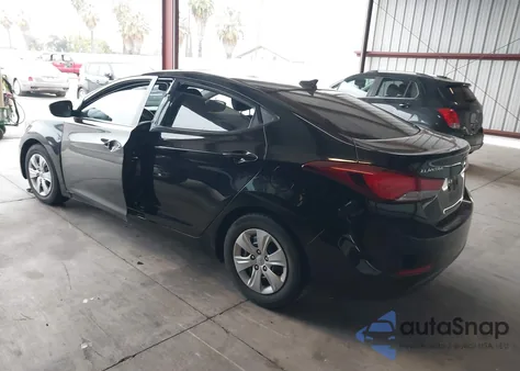 2016 Hyundai Elantra Se z USA, uszkodzony, nr VIN 5NPDH4AE9GH767466